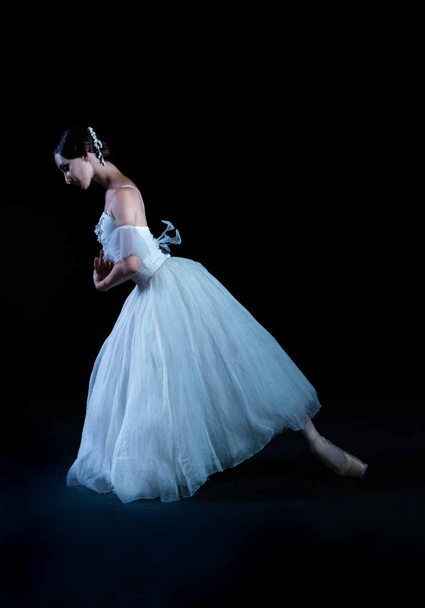 F&uuml;r ihre Eleganz und Ausdrucksst&auml;rke werden sie international gefeiert: Moskaus herausragende Ballett-T&auml;nzer. Die &bdquo;Gro&szlig;e Ballett-Gala&ldquo;, mit der sie am Freitag, 17. Dezember, um 19:30 Uhr im Theater im Park auf der B&uuml;hne stehen, verspricht, ein festlicher und unvergesslicher Abend zu werden &ndash; mit H&ouml;hepunkten aus &bdquo;Schwanensee&ldquo;, &bdquo;Carmen&ldquo; und vielem mehr.