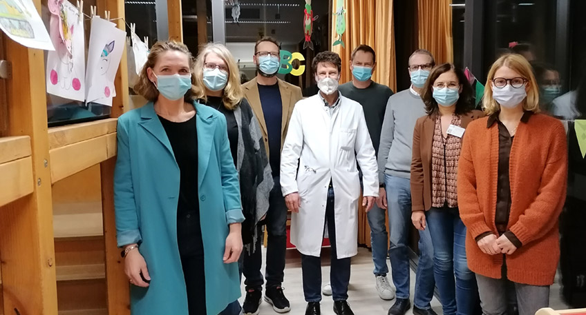 Die Initiative Eltern krebskranker Kinder Minden e.V. freut sich &uuml;ber ein neues F&uuml;hrungsteam. Seit September 2021 wird der Verein nun von Eva Prasuhn als 1. Vorsitzende und Maja Schulz als 2. Vorsitzende gef&uuml;hrt. Die Funktion der Kassenwartin erf&uuml;llt jetzt Sabine Stockmann.