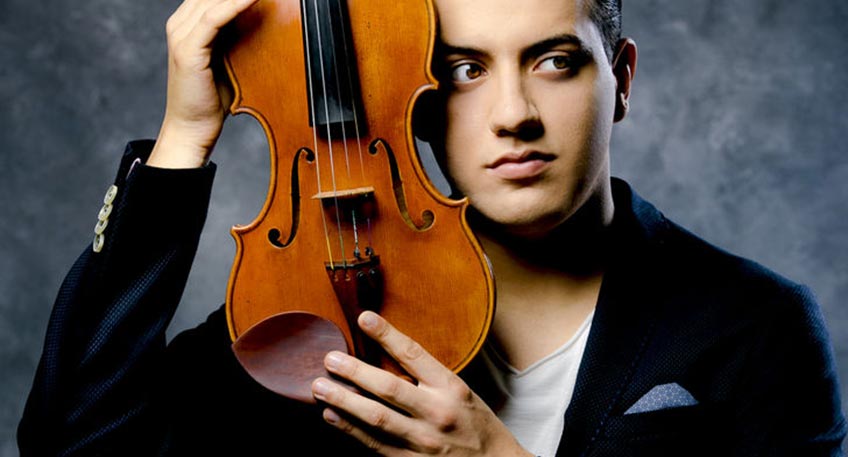 Samstag, 23.10.2021, 21.00 Uhr