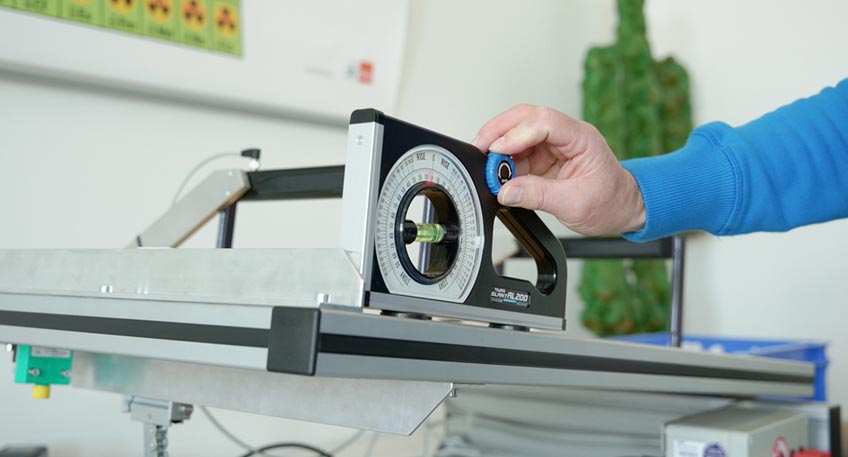 &bdquo;Physik ist die Grundlage f&uuml;r s&auml;mtliche Ingenieurwissenschaften. Physik zu lernen, bedeutet auch, probleml&ouml;sendes Denken zu lernen.&ldquo; Fast schon philosophisch schw&auml;rmt Prof. Dr. Frank Hamelmann &uuml;ber sein Fachgebiet.