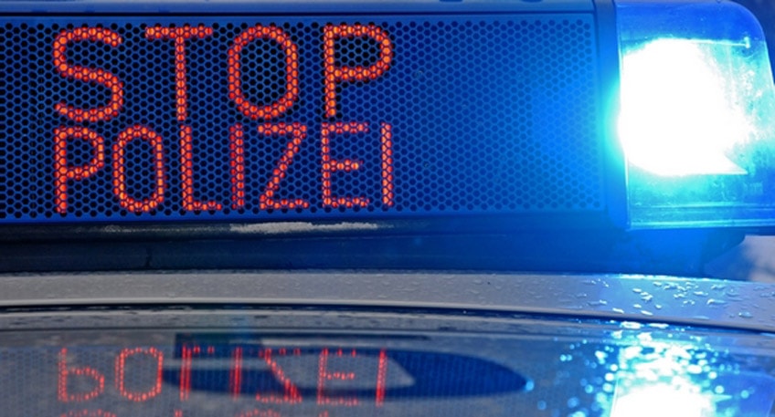 Bei Verkehrskontrollen in den vergangenen Tagen hat die Polizei in Minden mehrere Verkehrsteilnehmer unter dem Einfluss von Drogen oder Alkohol aus dem Verkehr gezogen. Zwei Brüder aus dem Raum Hannover traten im Rahmen mehrerer Überprüfungen dabei besonders negativ hervor.