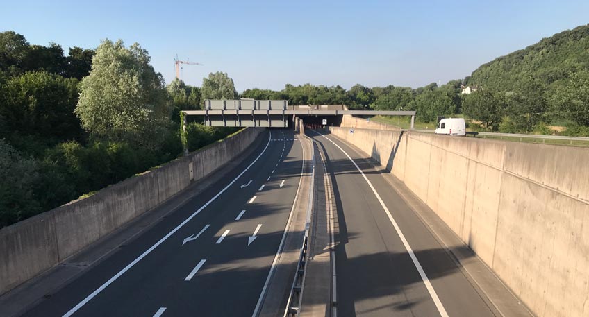 Am Wochenende vom 18.03. bis 20.03.2022 werden in den Nachstunden Reinigungsund Wartungsarbeiten im Weserauentunnel durchgef&uuml;hrt.