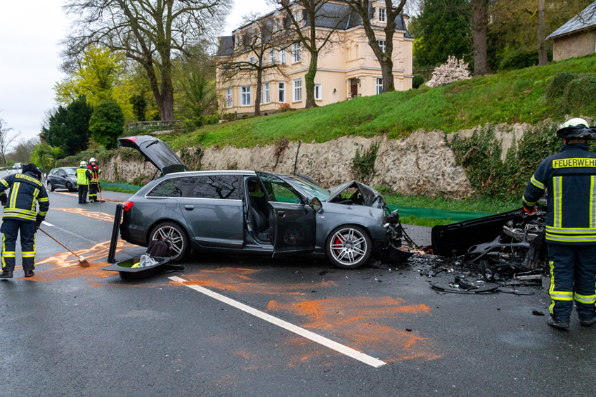 20220414 hallo minden unfall b61 01