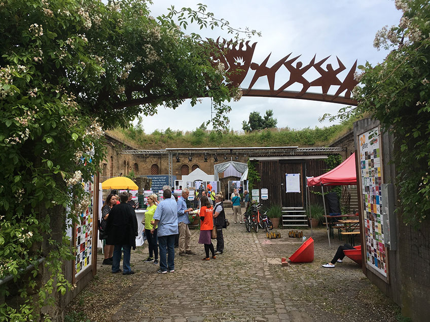 Das rechte Weserufer ist ein spannendes Lebensumfeld f&uuml;r &uuml;ber 4.800 Mindener, die dort leben, wohnen und arbeiten. Die Stadt Minden verfolgt das Ziel, dieses vielseitige und spannende Quartier zu entwickeln und f&uuml;r die Zukunft fit zu machen.