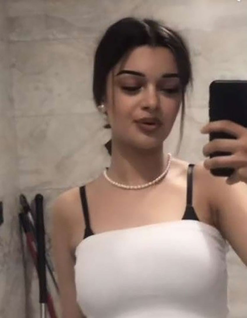 Die Polizei bittet um Mithilfe bei der Suche nach einer seit Montag, den 25.04.2022, vermissten, 17-jährigen Bielefelderin.