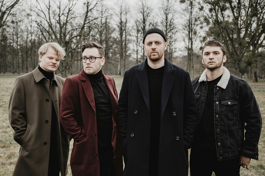 Anzeige Das ist auch interessant: Auto f&auml;ngt Feuer - Zwei M&auml;nner erleiden schwere Verletzungen  Polizei warnt vor Betrugsanrufen  Glasfasernetz: Auch Bad Oeynhausen will das schnelle Netz  Corona-Virus im Kreis Minden-L&uuml;bbecke - Stand heute  Anzeige Eigenanzeige-HaMi-2020-55cent-848x457