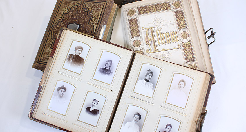 Am Sonntag, den 28. August, laden das LWL-Preu&szlig;enmuseum Minden, die Stadtbibliothek Minden und die Volkshochschule Minden/Bad Oeynhausen von 13 bis 16 Uhr ein zu einer besonderen Schreibwerkstatt unter dem Motto &bdquo;Objekt | Text | Ton&ldquo;.