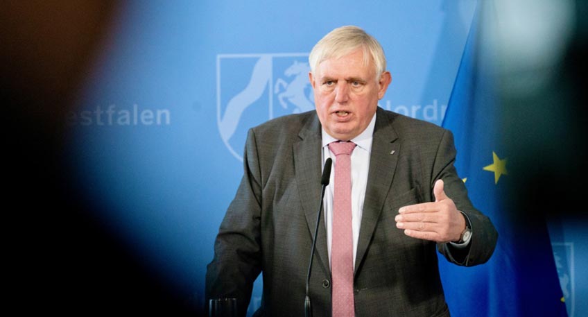 Nach Angaben des Bundesgesundheitsministeriums wird Deutschland, vorbehaltlich der endgültigen Zulassungen durch die EU-Kommission, im Zeitraum vom 5. bis 18. September voraussichtlich rund 15 Millionen Dosen der neuen Impfstoffe von Biontech (10 Millionen Impfdosen) und Moderna (5,68 Millionen Impfdosen) erhalten. 