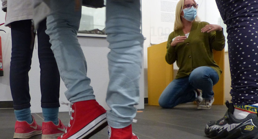 Kinder und Jugendliche aus der Ukraine zu Besuch im Mindener Museum