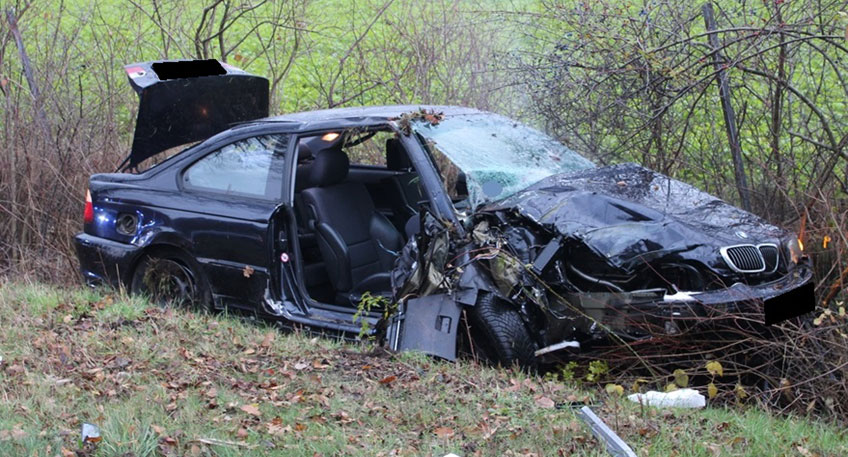 Zu einem Alleinunfall ist es am Freitagnachmittag auf der L 770 im Bereich Friedewalde gekommen. Ein Autofahrer verletzte sich offenbar schwer.