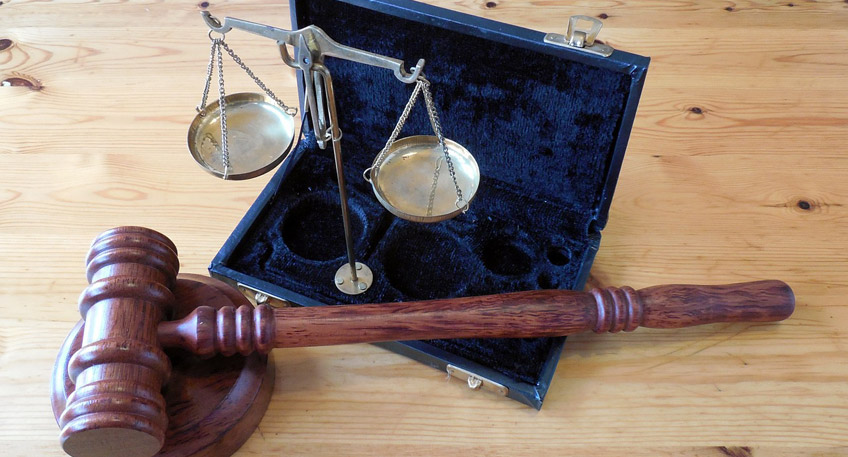 Das Jugendamt der Stadt Minden sucht Frauen und M&auml;nner, die sich als Jugendsch&ouml;ffe am Amtsgericht oder am Landgericht Bielefeld einbringen m&ouml;chten. Im ersten Halbjahr 2023 werden bundesweit Jugendsch&ouml;ffen f&uuml;r die Amtszeit von 2024 bis 2028 gew&auml;hlt.