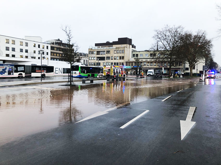 20230119 hallo minden rohrbruch polizei 00