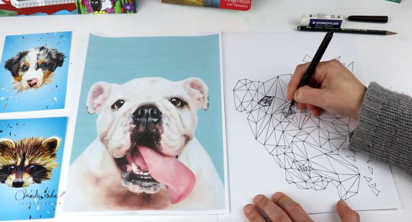 https://www.hallo-minden.de/data-minden/Archiv_Bilder/2023/202304_April/20230402_hallo_minden_minden_Tierportraits_mit_Dreiecken_zeichen_Annika_Kuhn.jpg