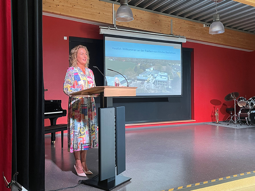 &bdquo;Schule muss Spa&szlig; machen&ldquo;. Unter diesem Leitsatz standen die 2017 begonnenen Planungen der st&auml;dtischen Geb&auml;udewirtschaft f&uuml;r einen Neubau und die Sanierung der Freiherr-von-Vincke-Realschule.