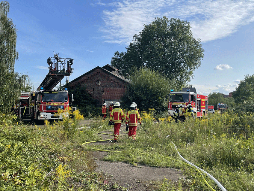 20230831 hallo minden brand fort a 00