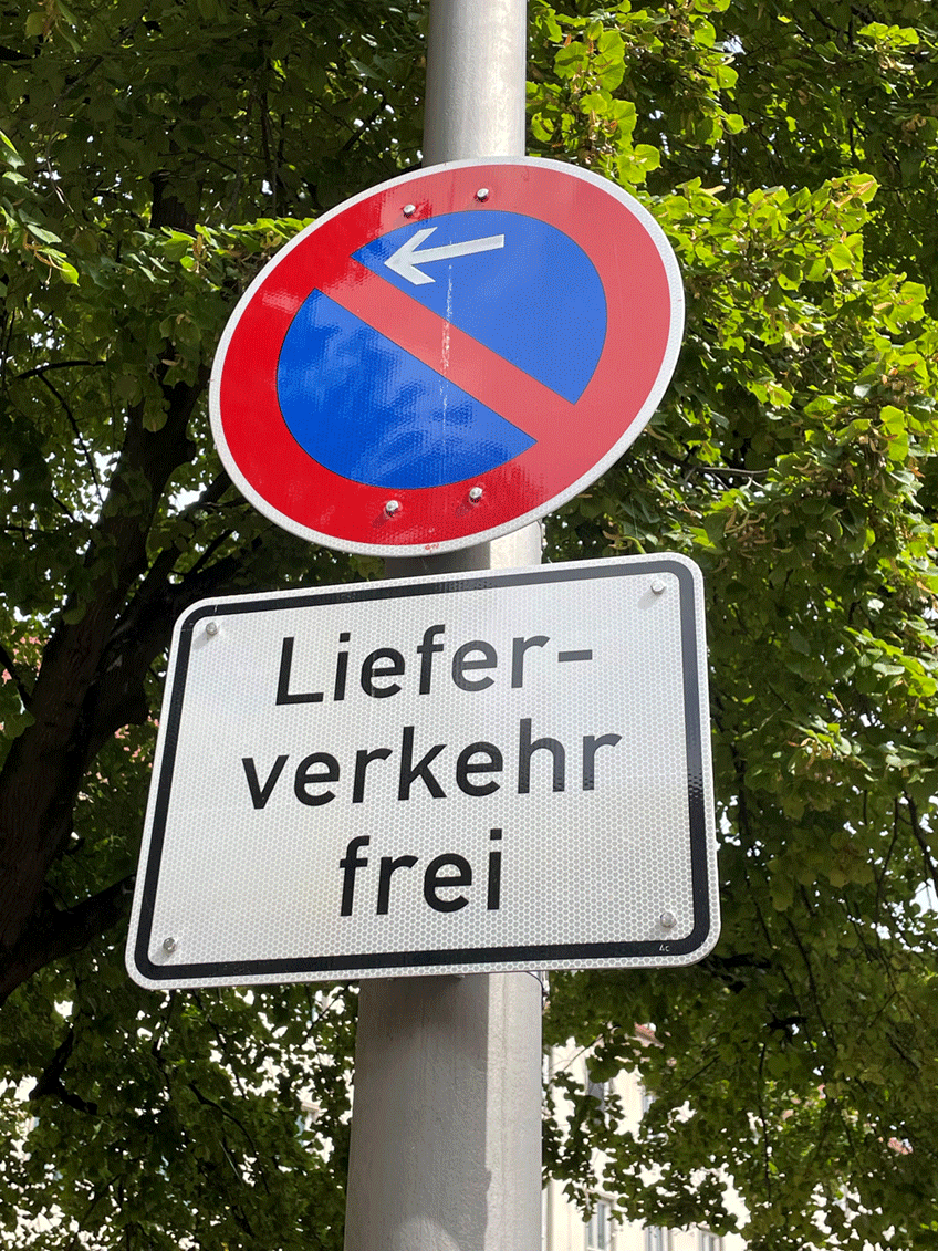 Bei der Ordnungsbeh&ouml;rde der Stadt Minden mehren sich seit Inbetriebnahme der versenkbaren Polleranlagen die Beschwerden von Gesch&auml;ftsinhaberinnen und &ndash;inhabern, dass die eingerichteten Ladezonen am Rand der Fu&szlig;g&auml;ngerzone h&auml;ufig von dort unberechtigt stehenden Fahrzeugen zugeparkt sind.