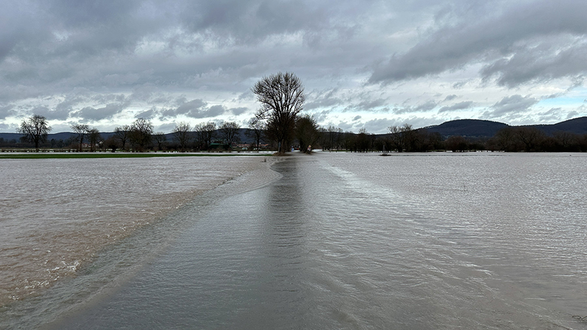 20231225 hallo minden hochwasser eisbergen rettung 01