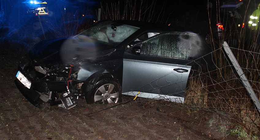Wegen eines Alleinunfalls wurde die Polizei in den frühen Morgenstunden des Sonntags zur B 482 nach Petershagen-Heimsen gerufen.