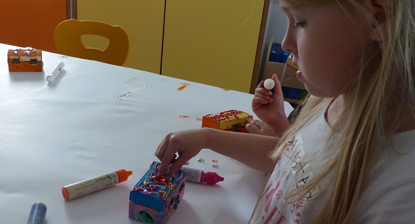 Am Sonntag, den 10. M&auml;rz findet im Mindener Museum um 14 Uhr der letzte Eltern-Kind-Nachmittag der Saison statt. Gemeinsam entdecken Kinder ab 6 Jahren mit ihren Eltern oder Gro&szlig;eltern in der Sonderausstellung &bdquo;Schwergewichte&hellip; - XXL- Objekte aus der Sammlung des Mindener Museums&ldquo; riesige Museumssch&auml;tze.