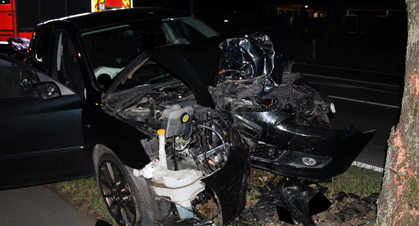 20240415 hallo minden unfall nissan