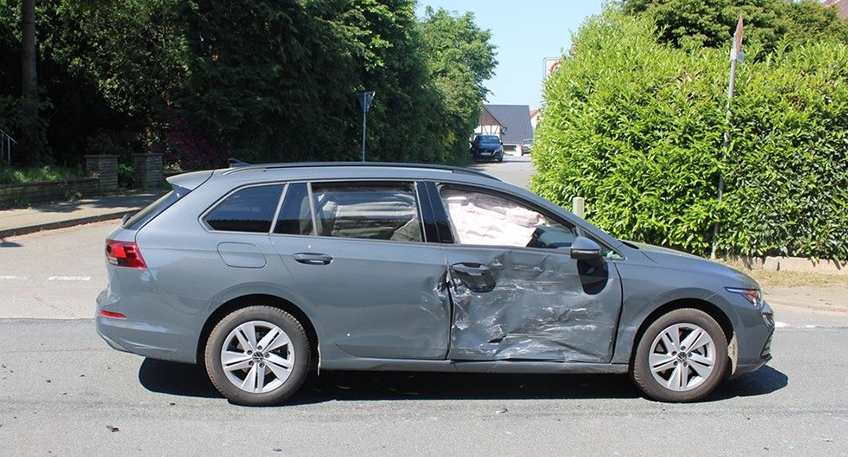 Zu einem Unfall unter Beteiligung zweier Pkws ist es am Montagmittag im Ortsteil Holzhausen gekommen.