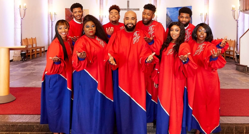 https://www.hallo-minden.de/data-minden/Archiv_Bilder/2024/202407_Juli/20240720_hallo_minden_lars_bernd_new_york_gospel_singers__Makis_Photography.jpg
