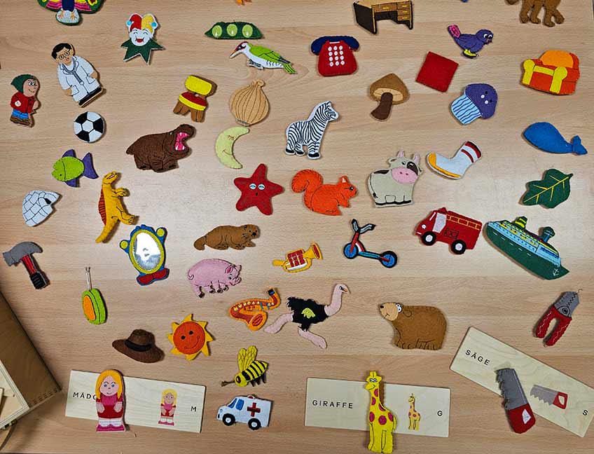 Die 6. Kalenderwoche stand im Ev. Familienzentrum St. Martini ganz im Zeichen von Experimentieren, Forschen und kreativem Gestalten. Im Rahmen eines geförderten Workshops der Osthushenrich Stiftung aus Gütersloh hatten die Kinder die Möglichkeit, Naturwissenschaften spielerisch zu entdecken. 