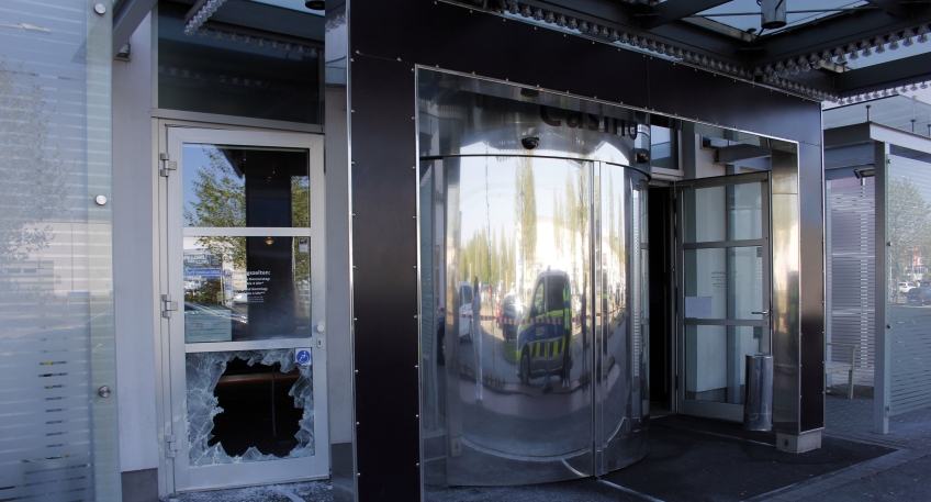 https://www.hallo-minden.de/data-minden/Archiv_Bilder/2025/202504_April/20250429_hallo_minden_polizei_einbruch_CasinoBadOeynhausen.jpg