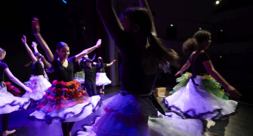 https://www.hallo-minden.de/data-minden/Archiv_Bilder/2025/202504_April/202504_hallo_minden_minden_Community_Dance_Minden_2024_c_Peter_Hubbe.jpg