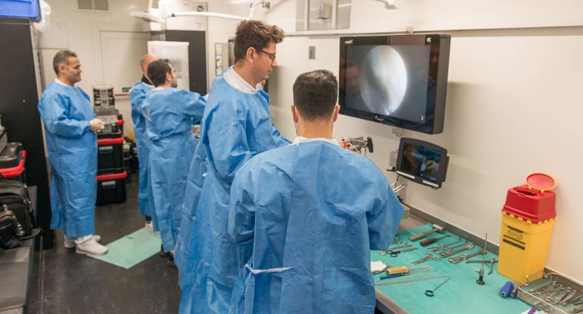 https://www.hallo-minden.de/data-minden/Archiv_Bilder/2025/202505_Mai/20250511_hallo_minden_mkk_ArthroLab_BOE_2025_presse_03_sven_olaf_stange_1.jpg