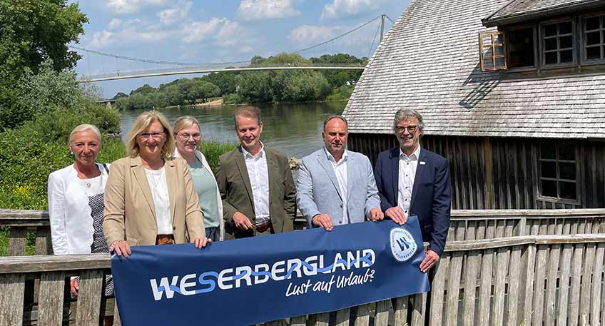 Die Stadt Minden ist neues Mitglied im Weserbergland Tourismus e.V. und verstärkt damit die touristische Zusammenarbeit in der Region. Mit dem Beitritt setzt Minden ein klares Zeichen für eine gemeinsame, starke Positionierung des Weserberglandes und den Vermarktungswunsch über die Weser-Region.