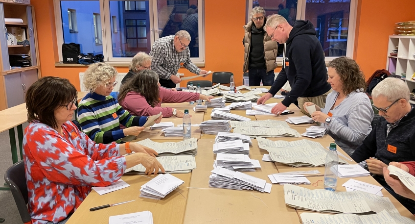https://www.hallo-minden.de/data-minden/Archiv_Bilder/2025/202508_August/20250803_hallo_minden_minden_Auszahlung_der_Briefwahl_bei_der_Bundestagswahl_2025.jpg