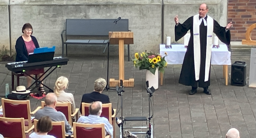 https://www.hallo-minden.de/data-minden/Archiv_Bilder/2025/202510_Oktober/20251006_hallo_minden_salem_jubilaeum_haus-bethesda_2.jpg