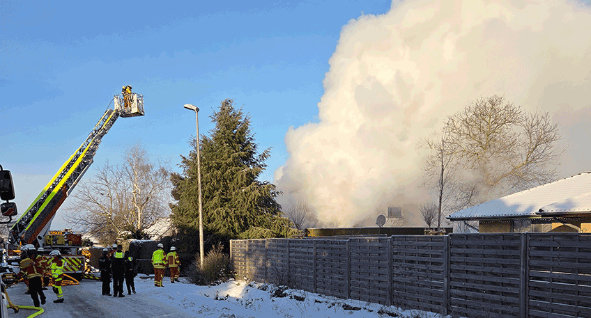 Das ist auch interessant: Kampa-Halle: Roadmap zur Wiederer&ouml;ffnung  'Alte Hasen - Neue Regeln': Verkehrssicherheit im Fokus  Hier wird geblitzt  Aktuelle Verkehrsmeldungen  Anzeige Eigenanzeige-HaMi-2020-55cent-848x457