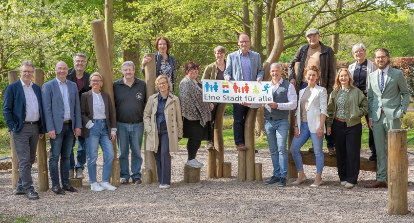 https://www.hallo-minden.de/data-minden/Archiv_Bilder/2026/202605_Mai/20260510_hallo_minden_minden_Weltkindertag_und_eine_Stadt_fur_alle_2026_Foto_Tanja_Sperzel.jpg