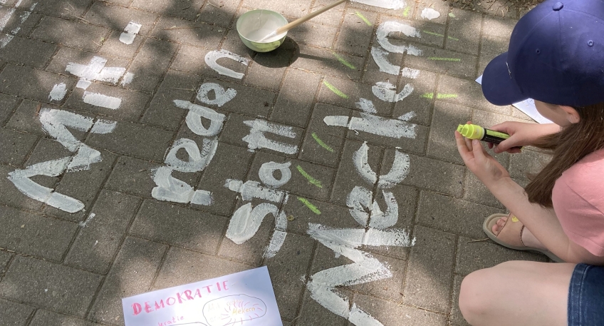 https://www.hallo-minden.de/data-minden/Archiv_Bilder/2026/202607_Juli/20260712_hallo_minden_minden_Aktionswoche_StreetArt_Welthaus_Minden.jpg