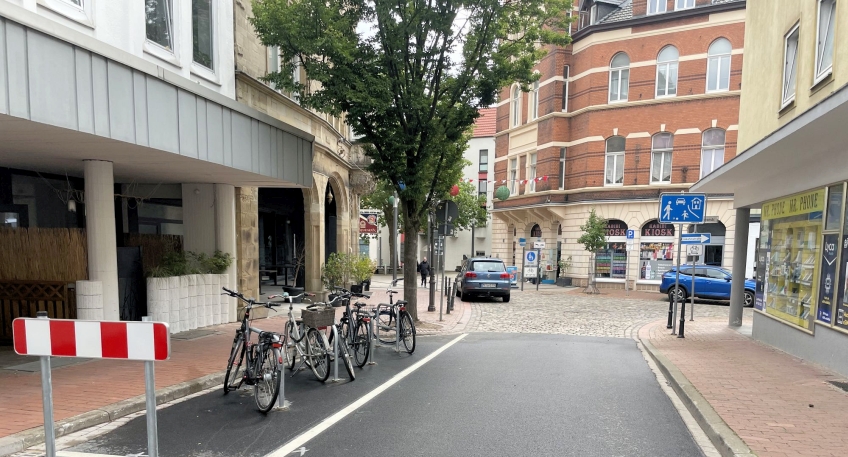 https://www.hallo-minden.de/data-minden/Archiv_Bilder/2026/202607_Juli/20260712_hallo_minden_minden_An_zwei_Standorten_gibt_es_Fahrradbugel.jpg