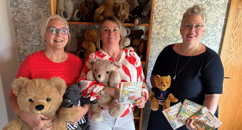 https://www.hallo-minden.de/data-minden/Archiv_Bilder/2026/202609_September/20260906_hallo_minden_lions_porta_Teddys_als_Preise_fur_den_Weltkindertag_1.jpg