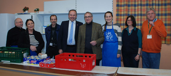 Nachrichten Minden Mindener Tafel Mit Viel Herzblut Dabei