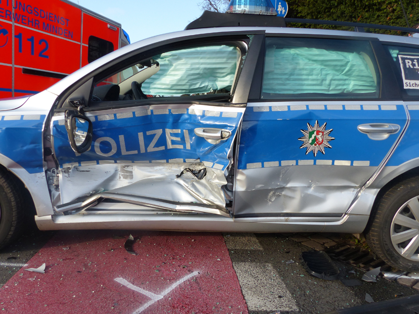 20151121 hallo minden unfall polizei bmw hahlen