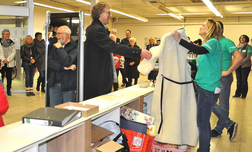 20160119-hallo-minden-eroeffnung-kleiderkammer-hope