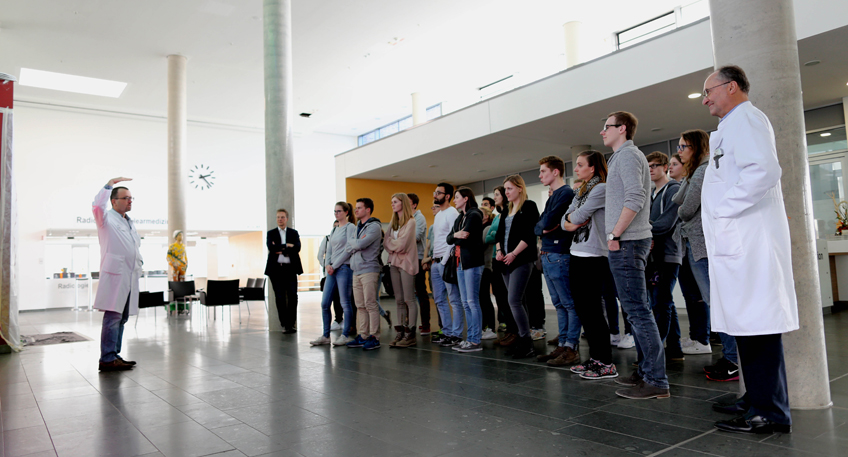 Neue Medizinstudenten lernen die Mühlenkreiskliniken kennen