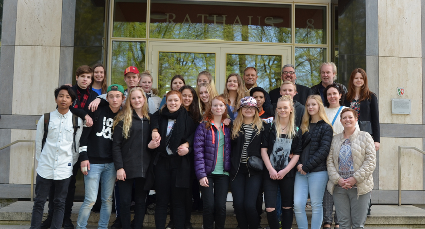 Gesamtschule Bad Oeynhausen füllt Titel ‚Europaschule‘ mit Leben Gesamtschule Bad Oeynhausen füllt Titel ‚Europaschule‘ mit Leben