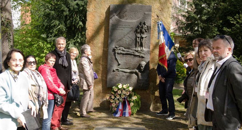 Besuch aus Frankreich im ehemaligen KZ-Außenlager