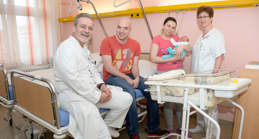 Familienzimmer in der Geburtshilfe im Krankenhaus Bad Oeynhausen Familienzimmer in der Geburtshilfe im Krankenhaus Bad Oeynhausen