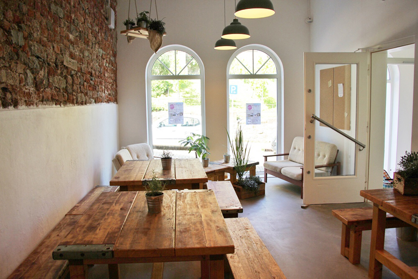 Neueröffnung: Kaffee an der Hufschmiede genießen Neueröffnung: Kaffee an der Hufschmiede genießen