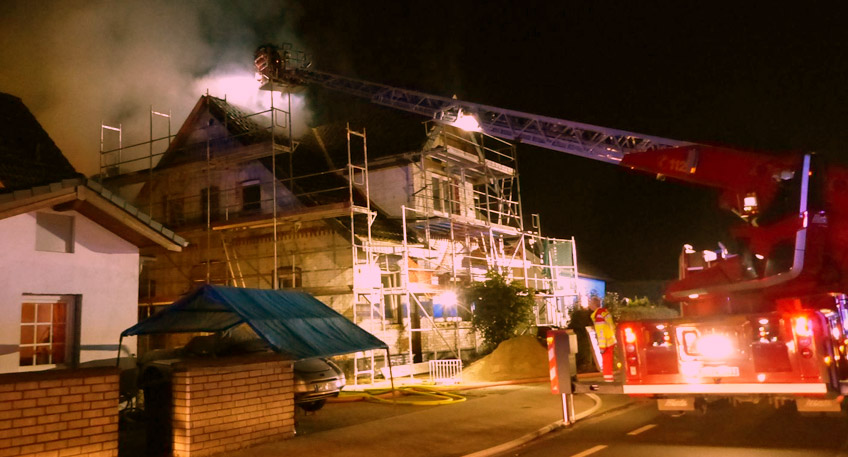 20160819 hallo minden brand eines leerstehenden hauses